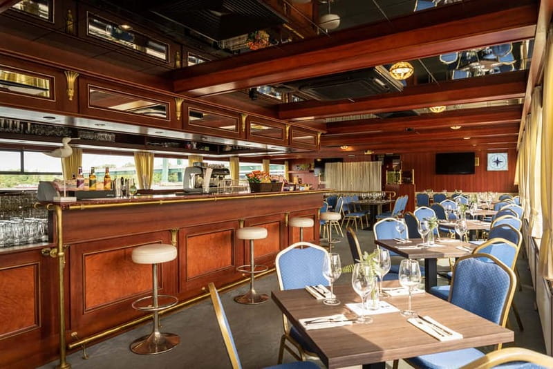 Vienna: Sunset Summer Cruise - Who will enjoy this cruise most