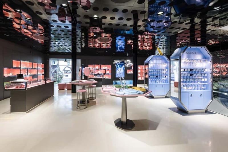 Vienna: Swarovski DIY Workshop Experience - Why the luggage tag makes a sensible souvenir