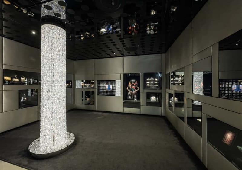 Vienna: Swarovski DIY Workshop Experience - Who will enjoy this most?