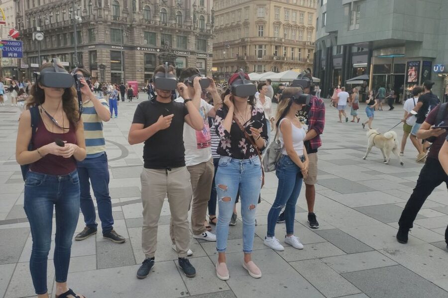 Vienna: Time Traveling Virtual Reality Sightseeing Tour - The Ottoman attack and Vienna under siege in 1683