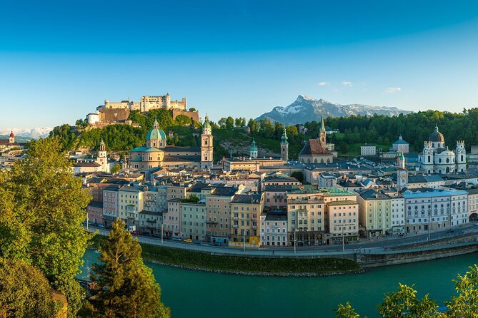 Vienna To Hallstatt Day Tour With Hotel Pick-Up And Drop Off - Vehicle comfort and group size