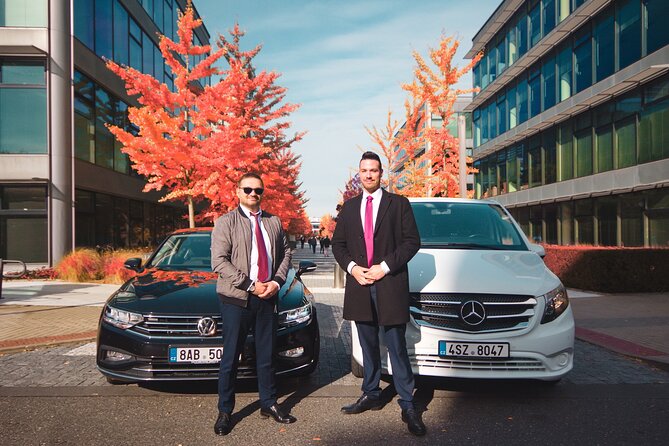 Vienna to Prague - Private Transfer by LIMOUSINE 3+1pax - Arriving Anywhere In Prague City Centre
