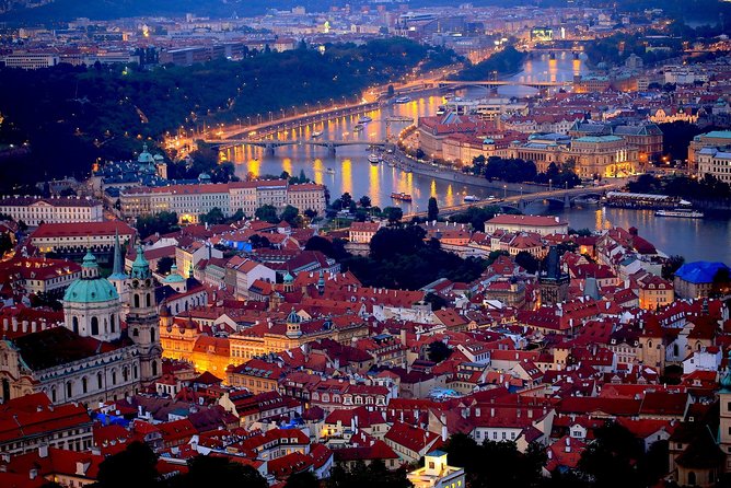 Vienna to Prague - Private Transfer with 2 hours of Sightseeing - What your driver can and cannot do