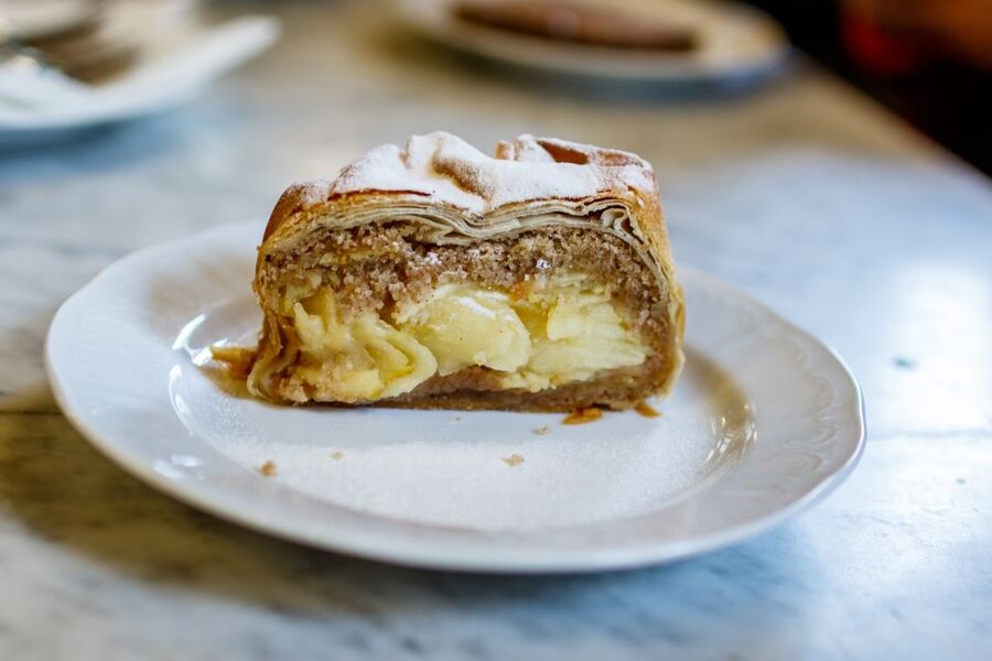 Vienna: Typical Austrian Food Tour with Coffee House Visit - What the guides add to the meal