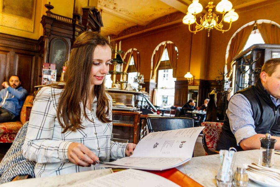 Vienna: Typical Austrian Food Tour with Coffee House Visit - Why this food walk works well in Vienna