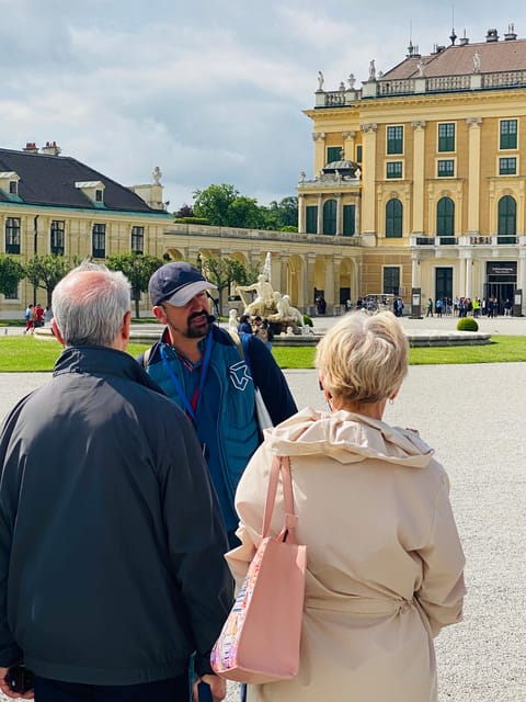 Vienna: UNESCO Schönbrunn Palace Guided Tour with Entry - Who should choose this Schönbrunn visit?