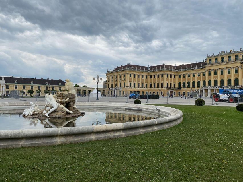 Vienna: UNESCO Schönbrunn Palace Guided Tour with Entry - Should you book the Schönbrunn guided tour?