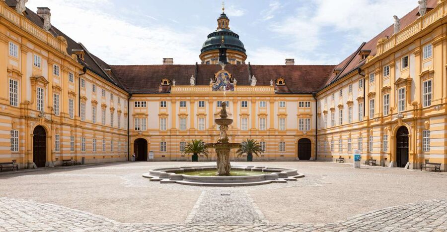 Vienna: Wachau Valley, Melk Abbey Tour with Danube Boat Trip - Why this Wachau Valley day trip works