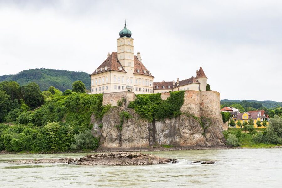 Vienna: Wachau Valley, Melk Abbey Tour with Danube Boat Trip - Dürnstein’s blue-and-white charm