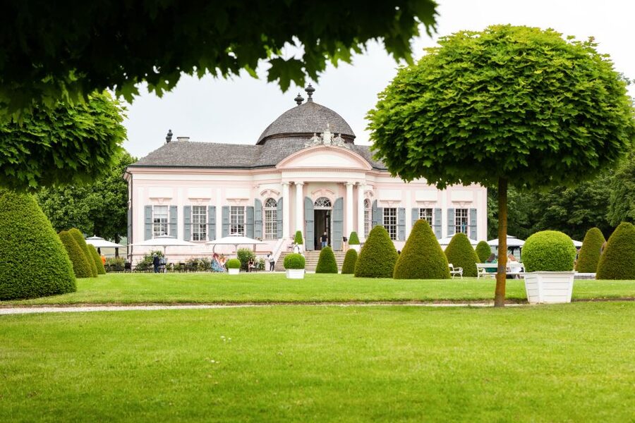 Vienna: Wachau Valley, Melk Abbey Tour with Danube Boat Trip - The summer boat ride on the Danube