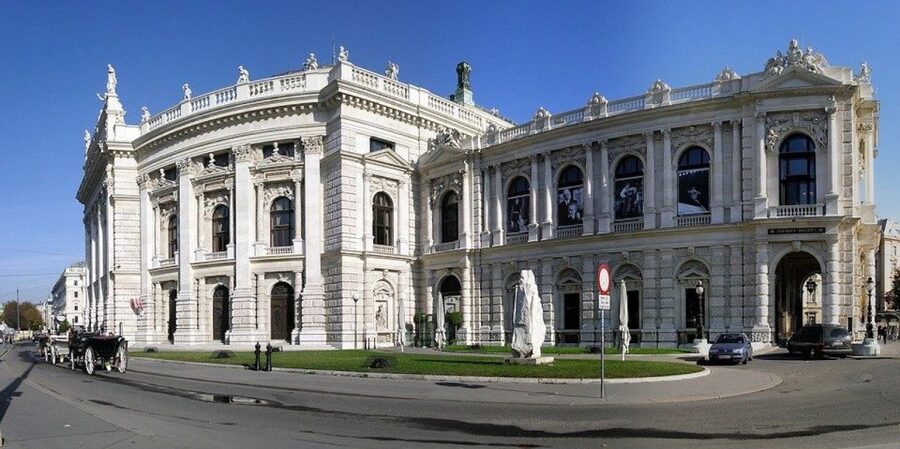 Vienna: Walking Tour of the Historic Ringstrasse - Heldenplatz, museums, and the imperial scale