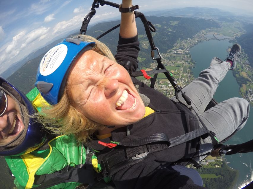 Villach/Ossiachersee: Paragliding "Action" Tandemflug - A large landing area makes the finish easier