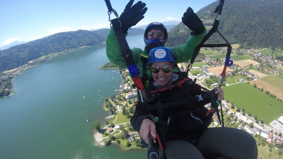 Villach/Ossiachersee: Paragliding "Action" Tandemflug - From Bundesstraße West 38 to the gondola