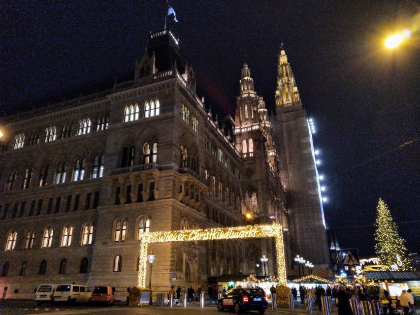 Wien: Tour with locals on the trails of the Christmas Tree - Key points to know before booking