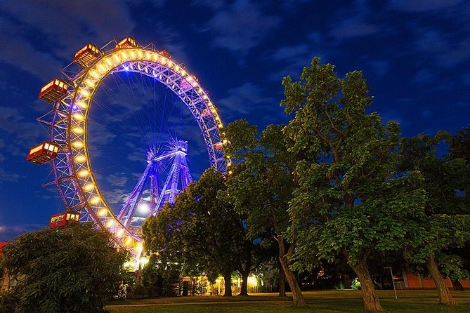 Wiener Riesenrad - Giant Ferris Wheel Vienna Entrance Ticket - Arriving at Prater and finding the wheel
