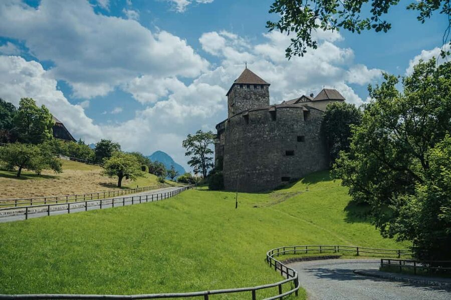 Zurich: Private Liechtenstein, Austria, and Germany Day Trip - What this private day trip really offers